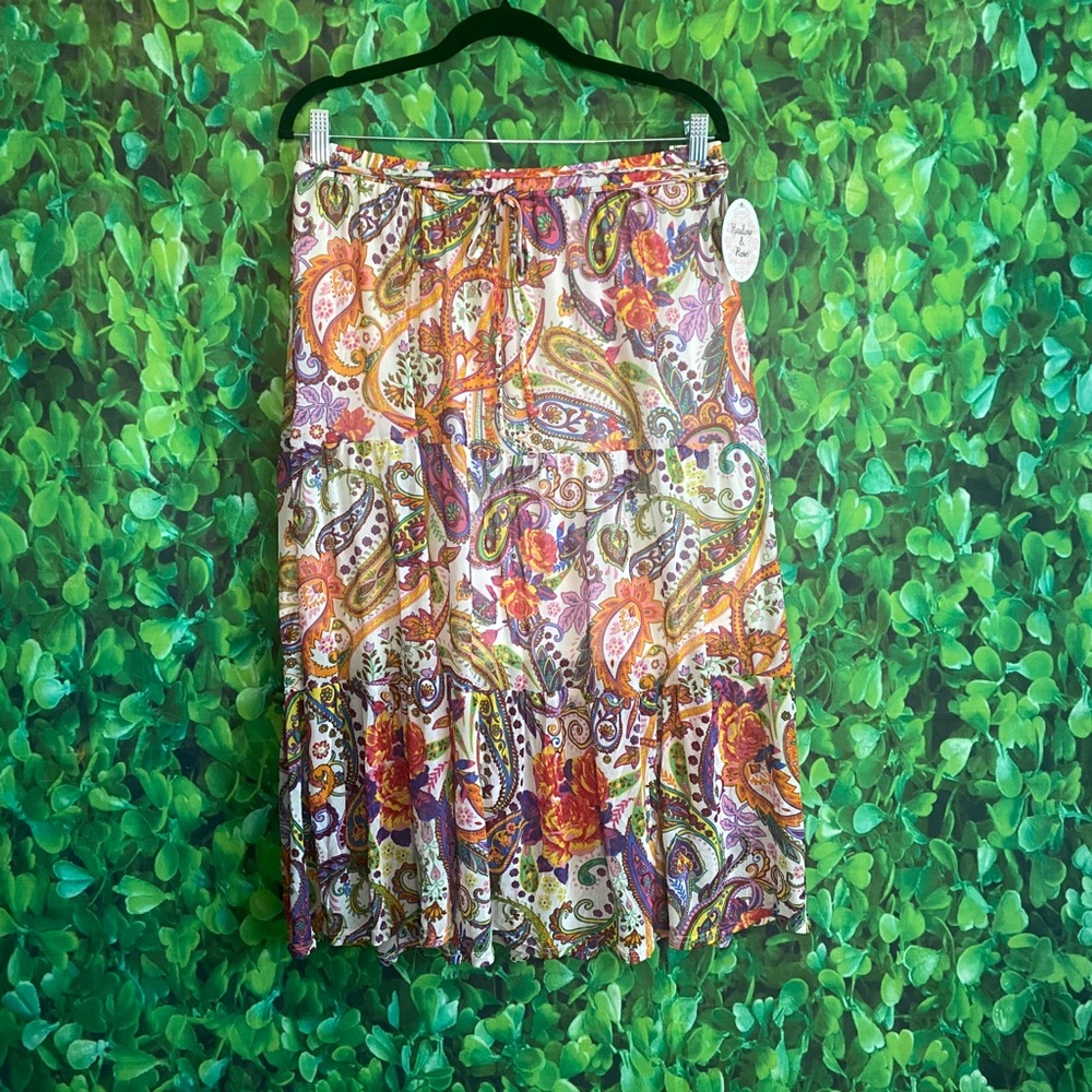 Harlow & Rose - NWT Paisley Print Women's Skirt Size Large